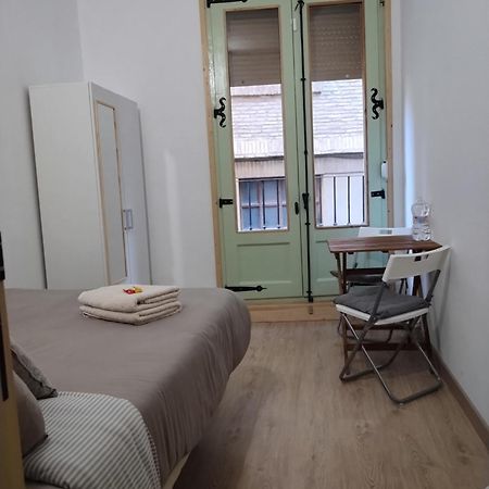 Tudela Apartment Bagian luar foto