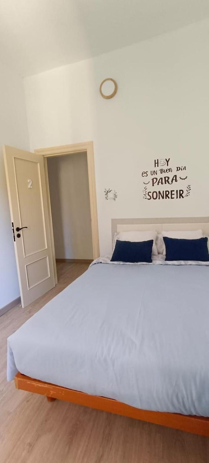 Tudela Apartment Bagian luar foto