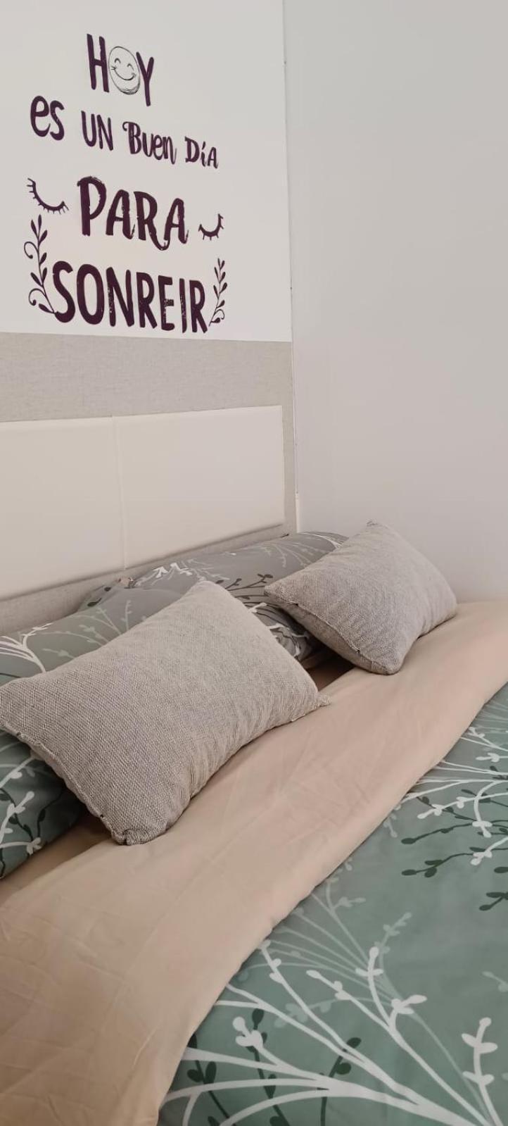 Tudela Apartment Bagian luar foto