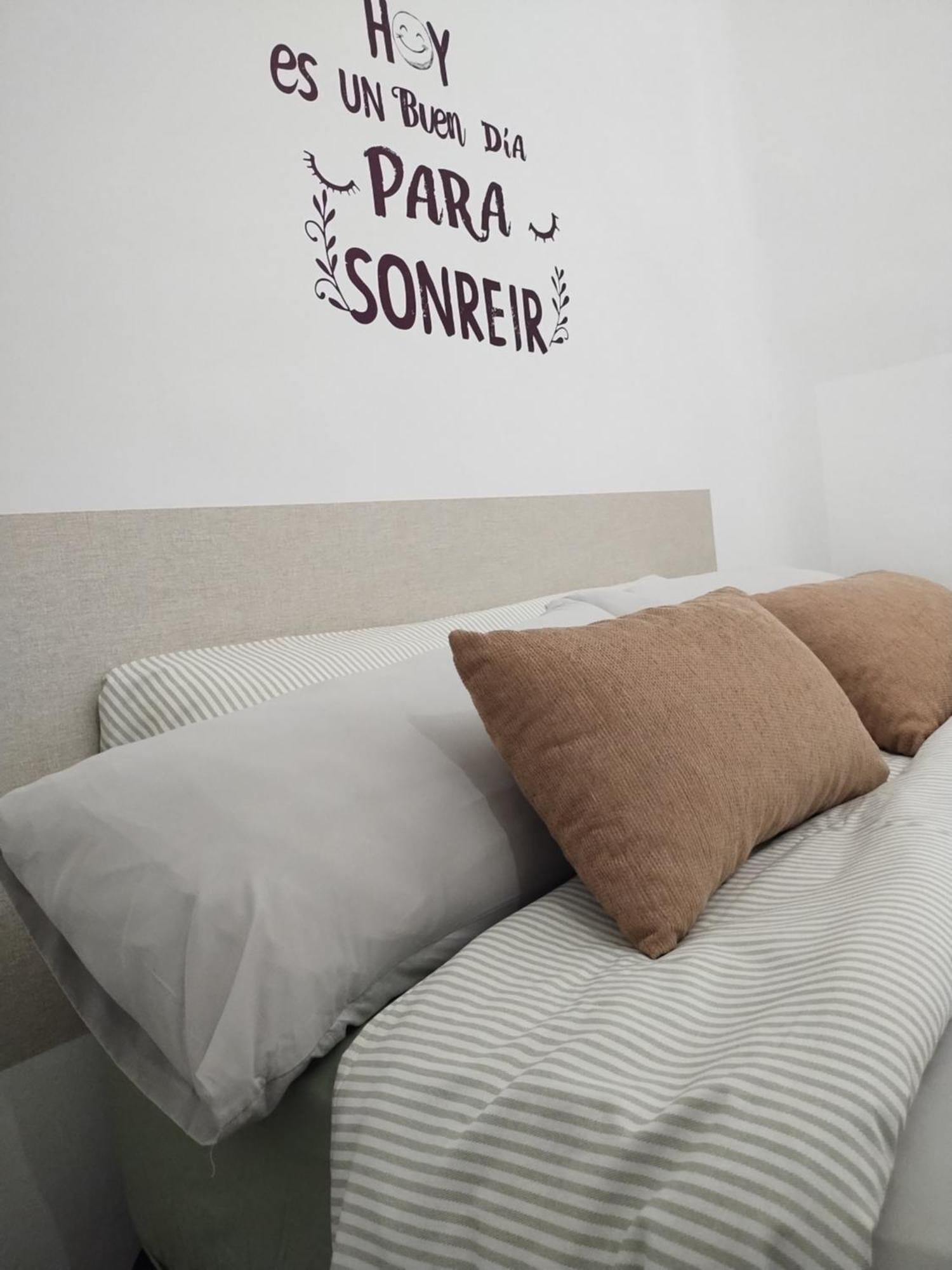 Tudela Apartment Bagian luar foto